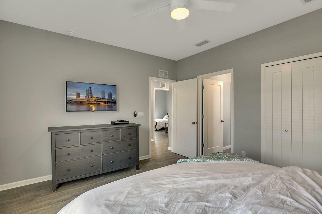 Ferienwohnung New 3/2 Duplex Minutes From Heart Of Tampa -Unit B Exterior foto
